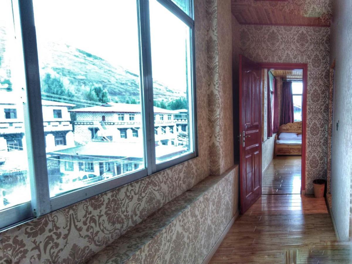 Zishuo Zihua Guest House Daocheng Εξωτερικό φωτογραφία