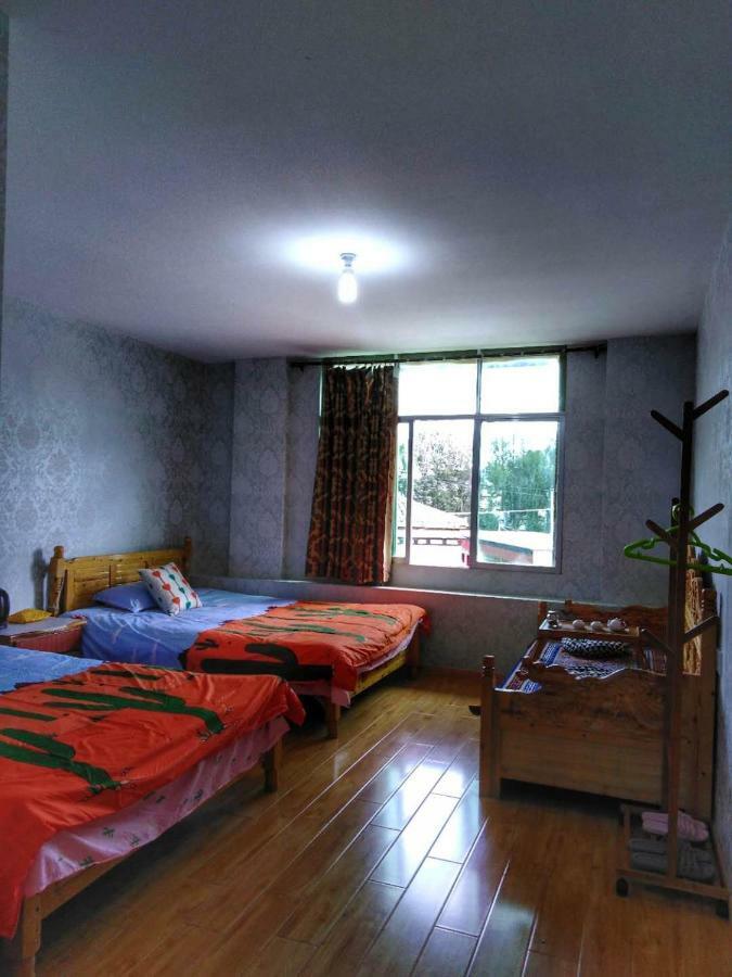 Zishuo Zihua Guest House Daocheng Εξωτερικό φωτογραφία